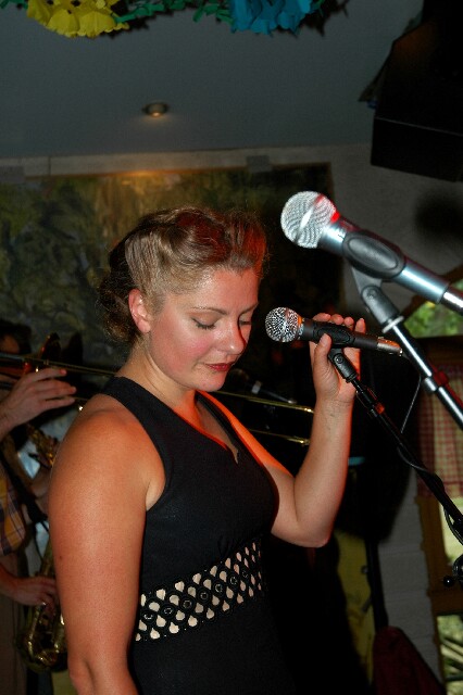min 2006 05 14 guinguette mp 343